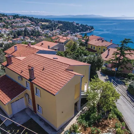Apartamento 2 Bedroom Amazing In Rabac