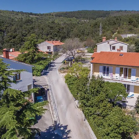 Amazing In Rabac With Wifi Apartmán *